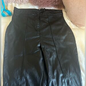 Chic Black Wide Leg Trousers